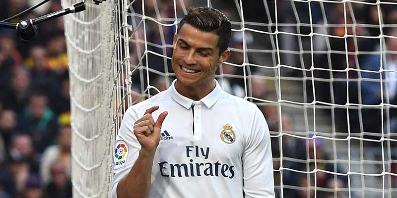 Ronaldo từng có sự nghiệp huy hoàng ở Real Madrid